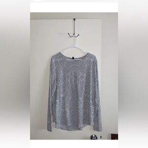 Simply Vera Grey Sweater Size XXL Pre Owned